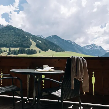 Apartment Sammer's Rosenchalet Tannheim